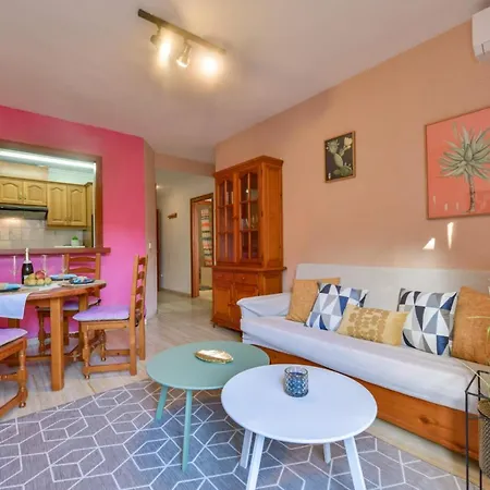 Апартаменты Apartamento Perlamar Кальпе